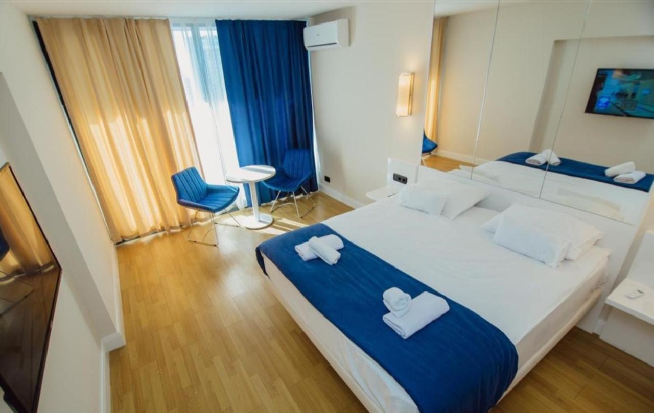 Orbi City Batumi Sea View Aparthotel Exterior photo